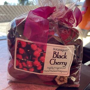Black Cherry Potpourri Hand Packed Almost 1 Pound Vintage Unusual Pieces Inside